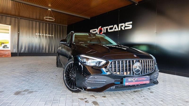 Preto Usado 2022 Mercedes C220 Carrinha | € 34.990 (Bom preço) - Imagem 1/4