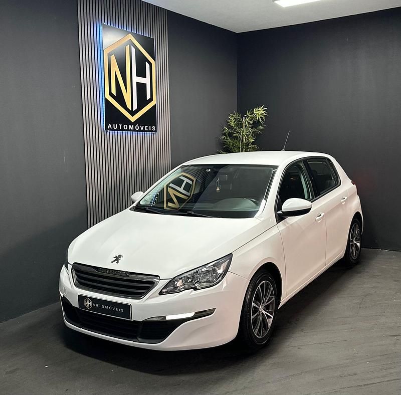 Branco Usado 2014 Peugeot 308 Access | € 7.900 (Preço justo) - Imagem 1/4