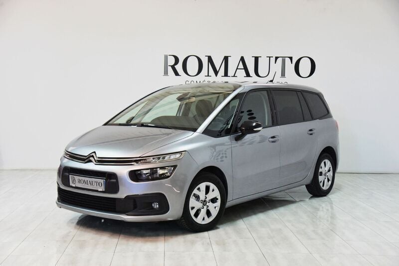 Cinzento Usado 2021 Citroën C4 Business Class Monovolume | € 19.800 (Preço justo) - Imagem 1/4