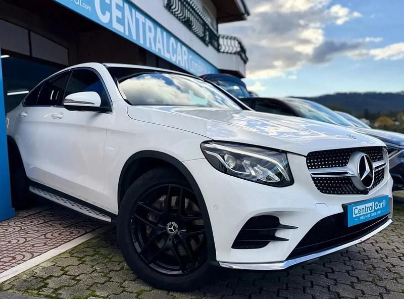 Branco Usado 2019 Mercedes GLC250 AMG line SUV | € 45.950 (Preço justo) - Imagem 1/4