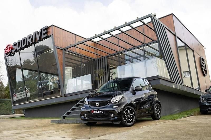 Usado Smart ForTwo Electric Drive 60 kW (82 HP) 2018 Preto Coupé