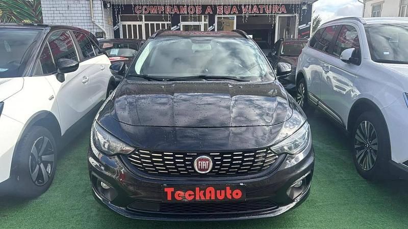 Usado Fiat Tipo Wagon 95 HP (69 kW) 2019 Preto Carrinha