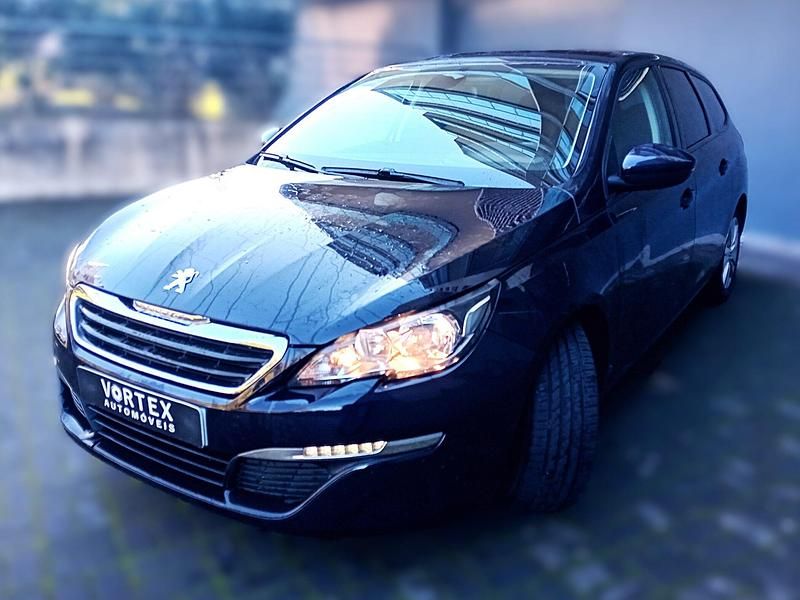 Usado Peugeot 308 Active 120 HP (88 kW) 2015 Azul Carrinha