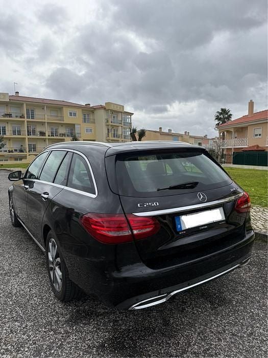 Usado Mercedes C250 Avantgarde 204 HP (150 kW) 2015 Sedan