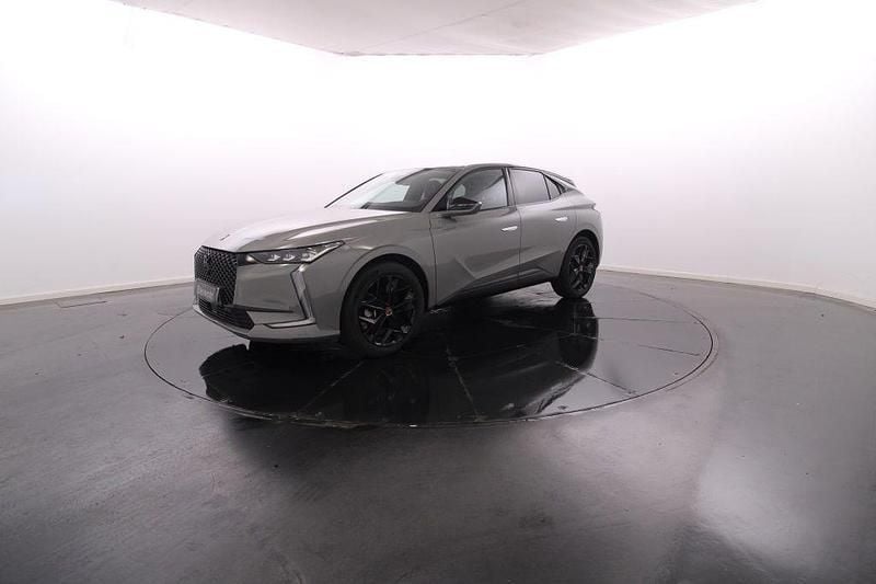 Cinzento Usado 2024 DS Automobiles DS4 | € 31.900 (Preço elevado) - Imagem 1/4