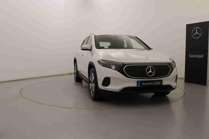 Branco Usado 2023 Mercedes EQA250+ Edition SUV | € 39.990 (Preço justo) - Imagem 1/4