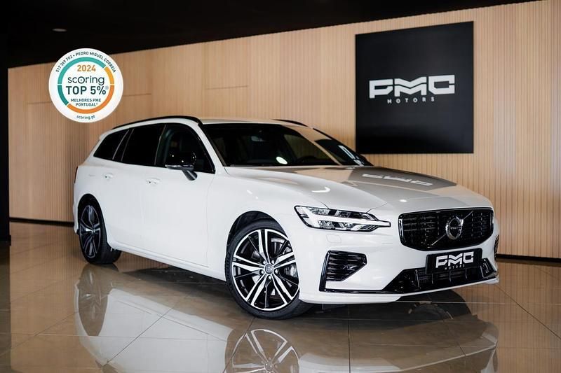 Branco Usado 2022 Volvo V60 Carrinha | € 40.900 (Caro) - Imagem 1/4