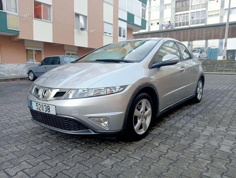 Usado 2009 Honda Civic Sport Sedan | € 4.299 (Preço justo) - Imagem 1/4