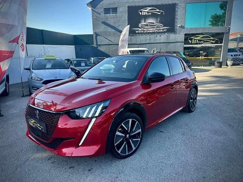 Usado Peugeot e-208 GT-line 100 kW (136 HP) 2020 Verde Citadino