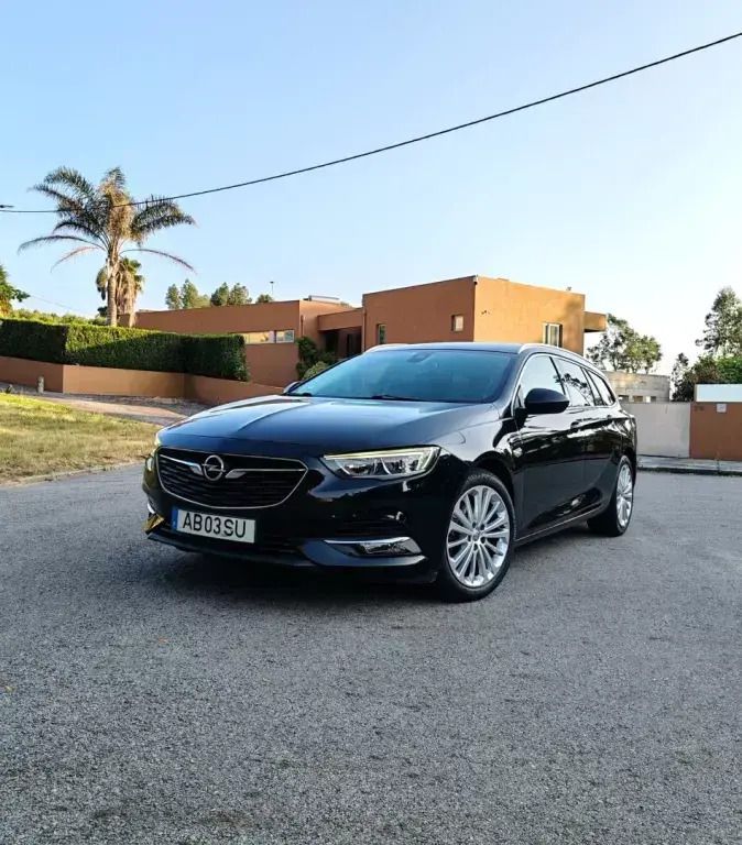 Preto Usado 2020 Opel Insignia Innovation Carrinha | € 16.750 (Preço justo) - Imagem 1/4