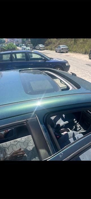 Usado Honda Civic 114 HP (83 kW) 1998 Sedan