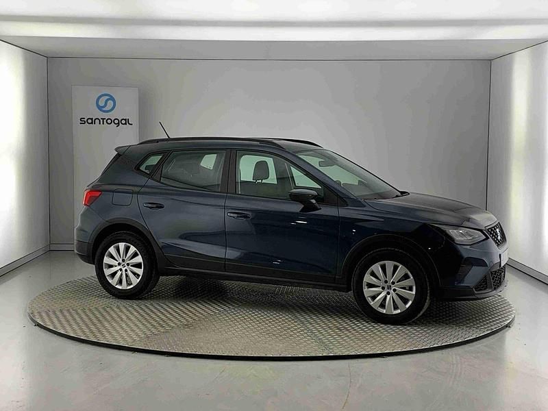 Cinza Usado 2024 Seat Arona Style SUV | € 20.490 (Preço justo) - Imagem 1/4