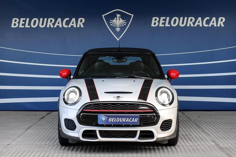 Usado Mini John Cooper Works Cabriolet 231 HP (169 kW) 2018 Cinza prata Cabrios