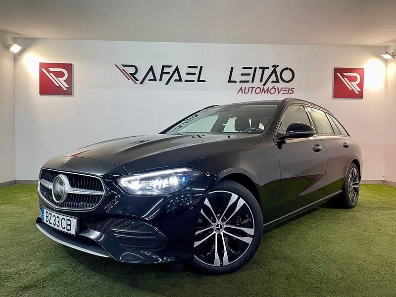 Preto Usado 2022 Mercedes C200 Avantgarde Carrinha | € 31.750 (Preço justo) - Imagem 1/4