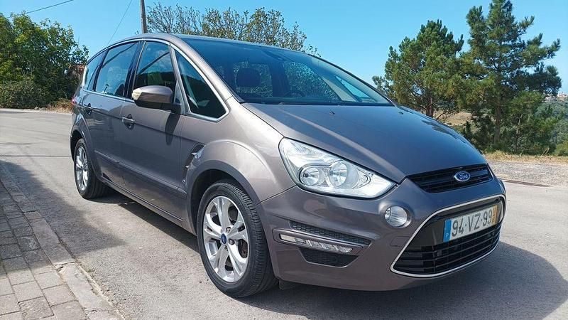 Usado 2013 Ford S-MAX Titanium Monovolume | € 12.950 (Preço justo) - Imagem 1/4