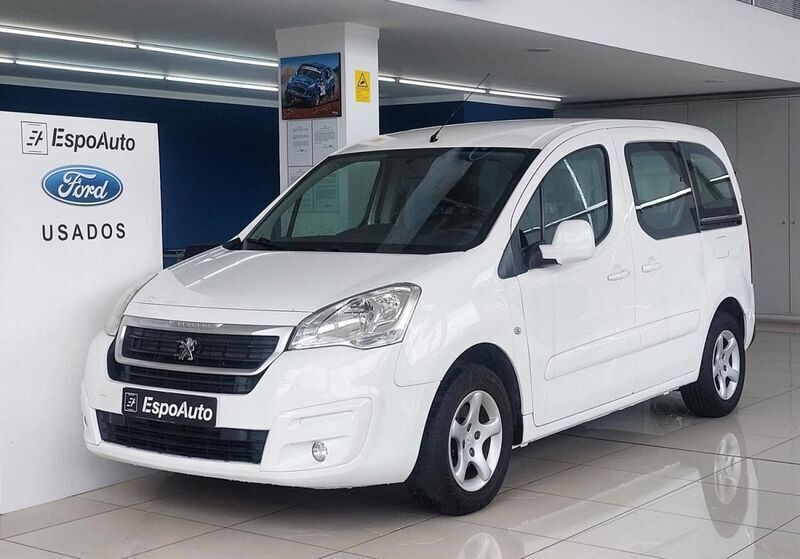 Branco Usado 2017 Peugeot Partner Monovolume | € 10.990 (Preço justo) - Imagem 1/4
