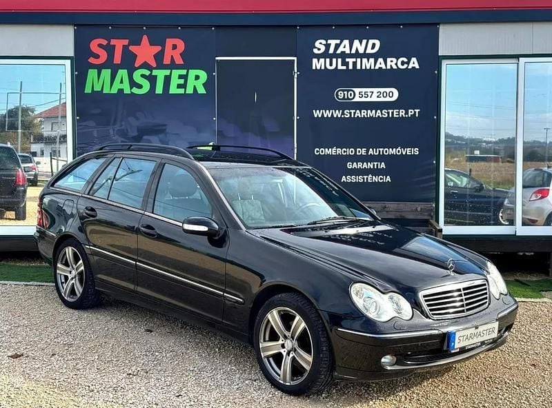 Preto Usado 2001 Mercedes C200 Citadino | € 6.450 (Preço justo) - Imagem 1/4