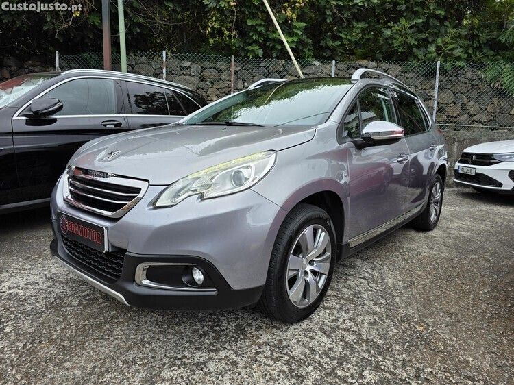Cinza Usado 2015 Peugeot 2008 SUV | € 12.900 (Preço justo) - Imagem 1/1