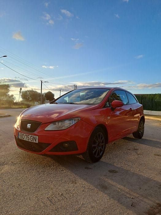Usado 2010 Seat Ibiza | € 3.600 (Super Preço) - Imagem 1/4