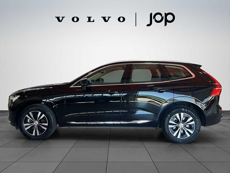 Usado Volvo XC60 349 HP (256 kW) 2024 Preto SUV