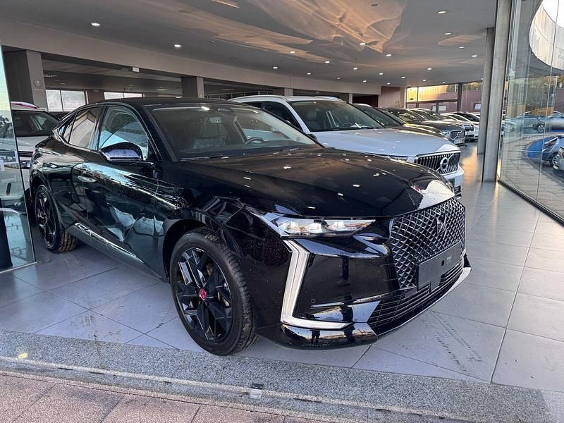 Preto Usado 2022 DS Automobiles DS4 Performance Line Plus SUV | € 23.580 (Preço justo) - Imagem 1/4