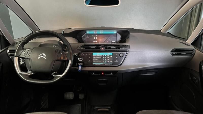 Usado Citroën Grand C4 Picasso 130 HP (95 kW) 2017 Cinzento Monovolume
