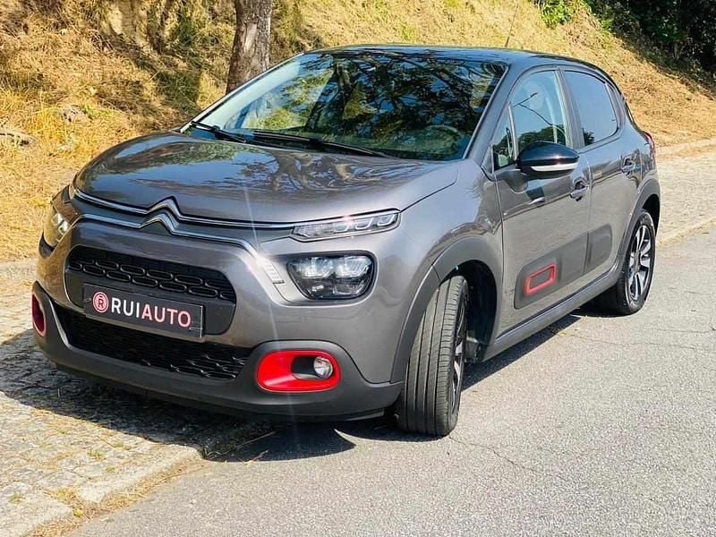 Cinzento Usado 2021 Citroën C3 PureTech | € 13.250 - Imagem 1/4