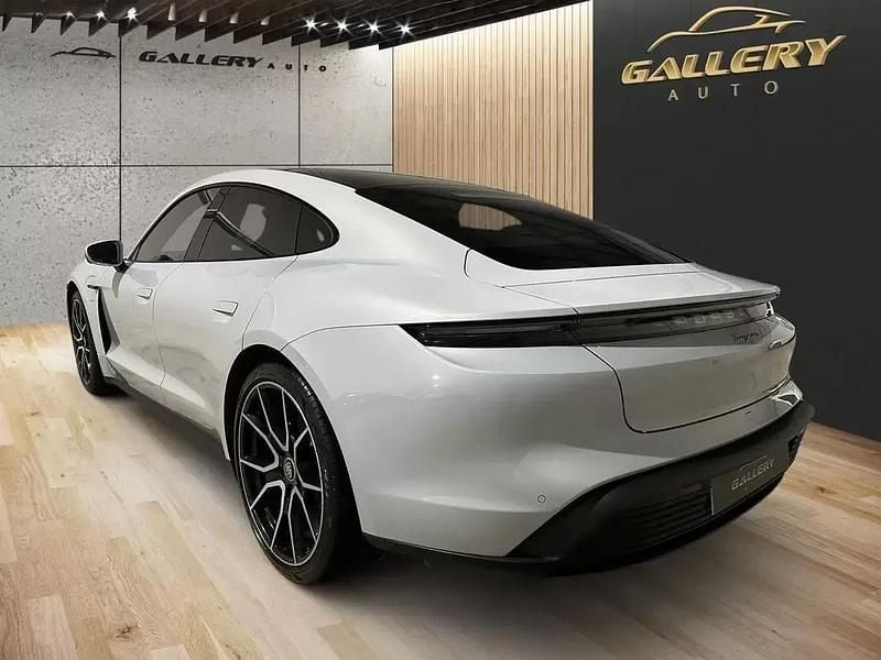 Usado Porsche Taycan 300 kW (408 HP) 2023 Cinza antracite Sedan