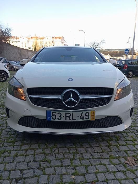 Usado 2016 Mercedes A180 Sedan | € 13.900 (Preço justo) - Imagem 1/4