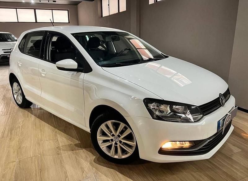 Branco Usado 2016 VW Polo | € 10.750 (Preço justo) - Imagem 1/4