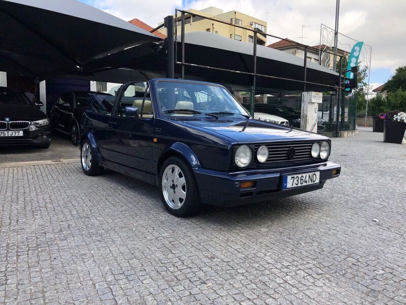 Azul Usado 1991 VW Golf Cabriolet Cabrios | € 14.500 - Imagem 1/4