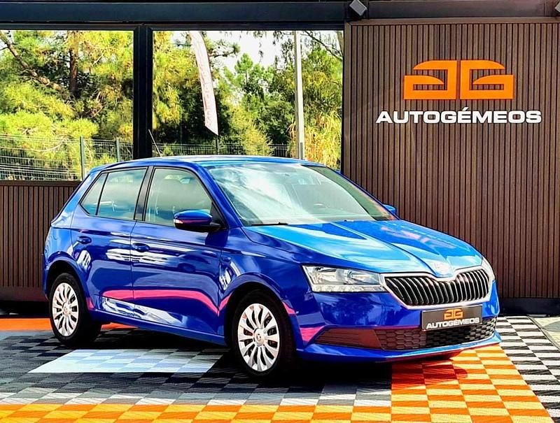 Usado Skoda Fabia Active 75 HP (55 kW) 2019 Azul Citadino