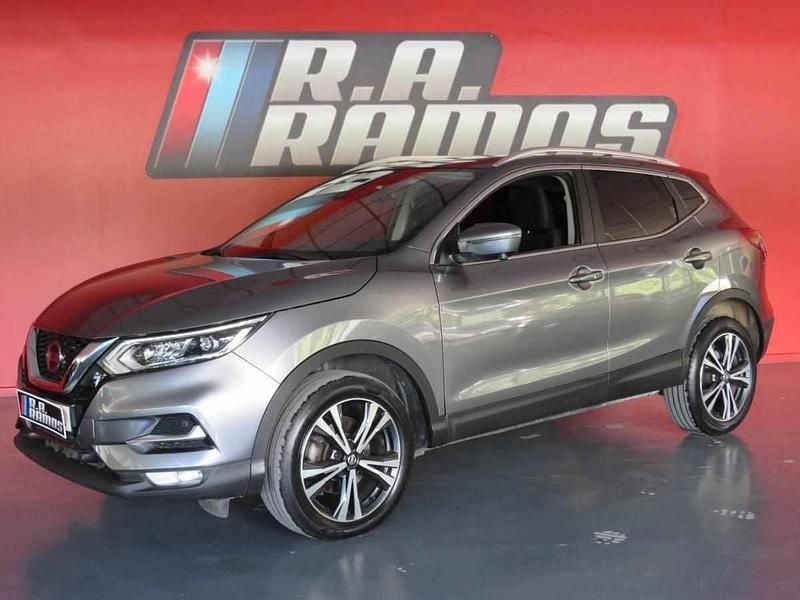 Cinzento Usado 2020 Nissan Qashqai N-Connecta SUV | € 22.500 (Preço justo) - Imagem 1/4