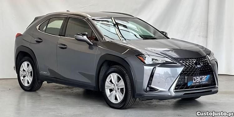 Cinza Usado 2021 Lexus UX 250h SUV | € 25.599 - Imagem 1/1