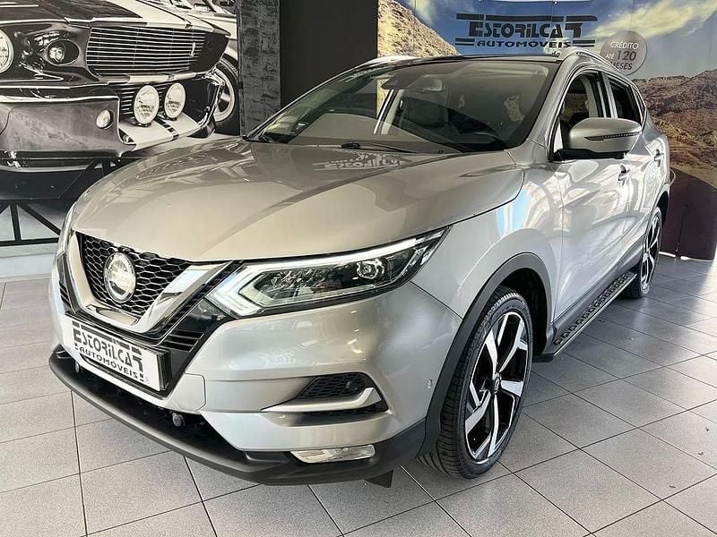 Cinzento Usado 2018 Nissan Qashqai Tekna SUV | € 21.600 (Preço justo) - Imagem 1/4