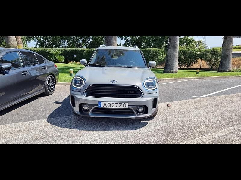 Usado Mini One Countryman 102 HP (75 kW) 2022 Cinza SUV