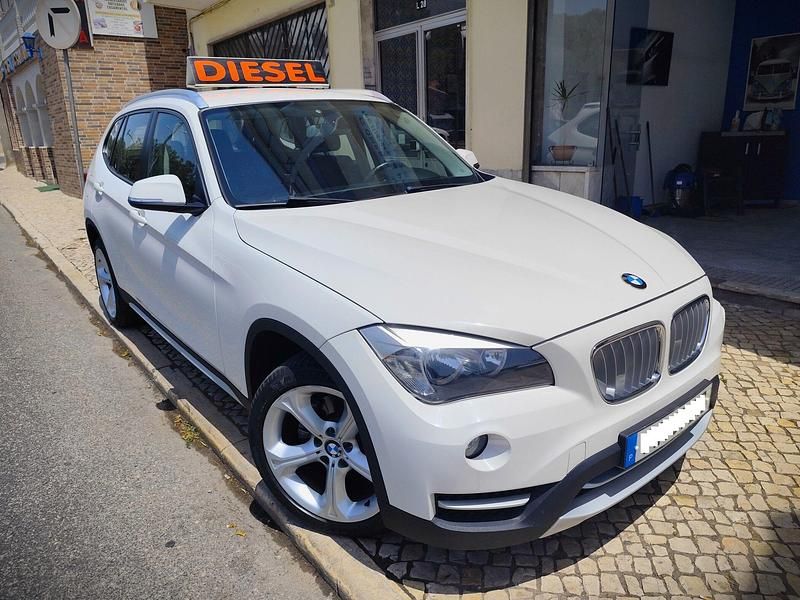 Branco Usado 2013 BMW X1 SUV | € 13.990 (Bom preço) - Imagem 1/4