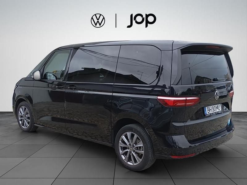 Usado VW Multivan Life 150 HP (110 kW) 2024 Cinza Van