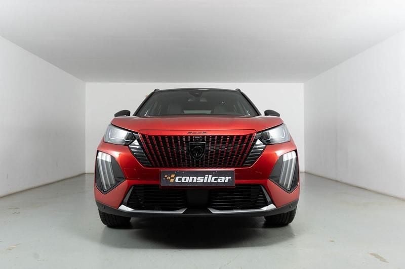 Usado Peugeot 2008 Allure 130 HP (95 kW) 2024 Vermelho SUV