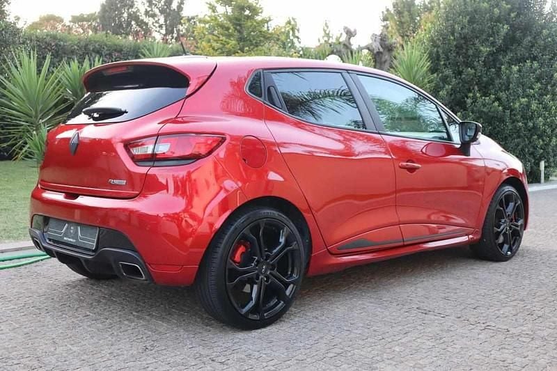 Usado Renault Clio R.S. R.S. 200 HP (147 kW) 2014 Vermelho Citadino