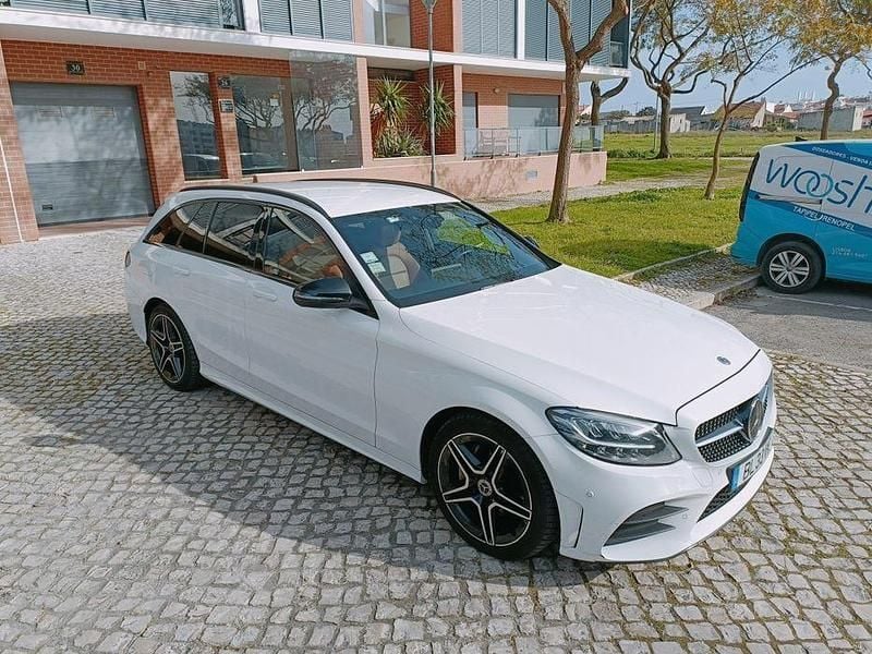 Usado Mercedes C200 AMG 160 HP (117 kW) 2020 Sedan