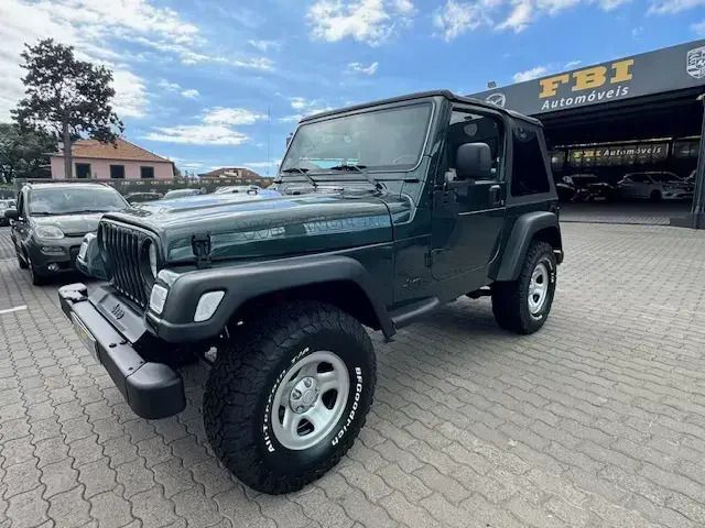 Verde Usado 2004 Jeep Wrangler SUV | € 29.900 - Imagem 1/4