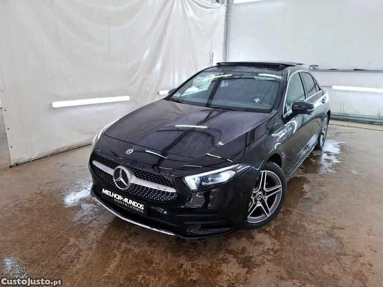 Preto Usado 2020 Mercedes A250 AMG line Sedan | € 26.990 (Preço justo) - Imagem 1/1