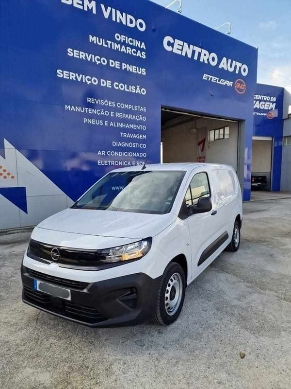 Branco Novo 2024 Opel Combo Monovolume | € 24.000 (Caro) - Imagem 1/4