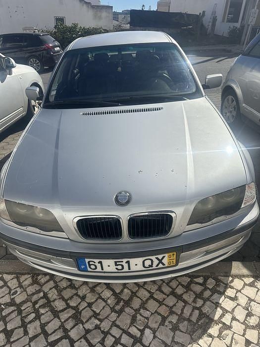 Usado 2001 BMW 320 Sedan | € 3.000 (Bom preço) - Imagem 1/4