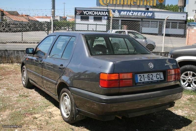 Фольксваген венто 93
