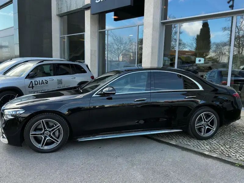 Preto obsidian Usado 2022 Mercedes S400 AMG Sedan | € 116.900 - Imagem 1/4