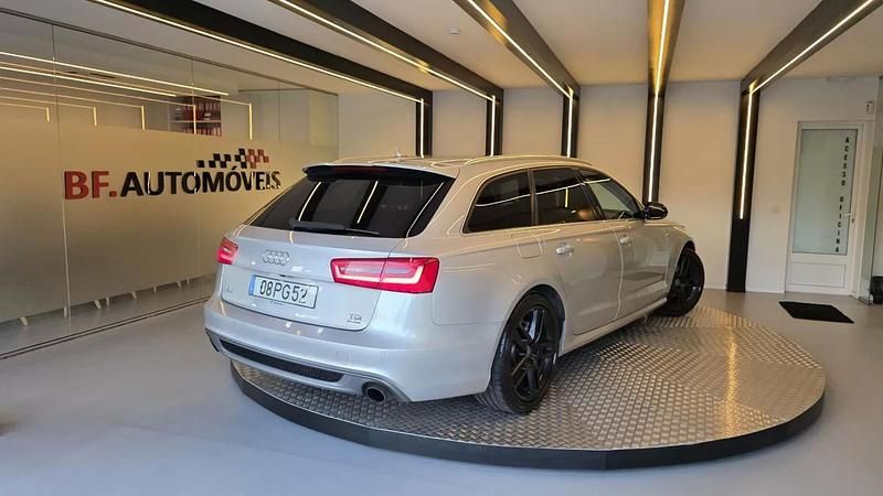 Usado Audi A6 S-Line 190 HP (139 kW) 2013 Cinzento Carrinha