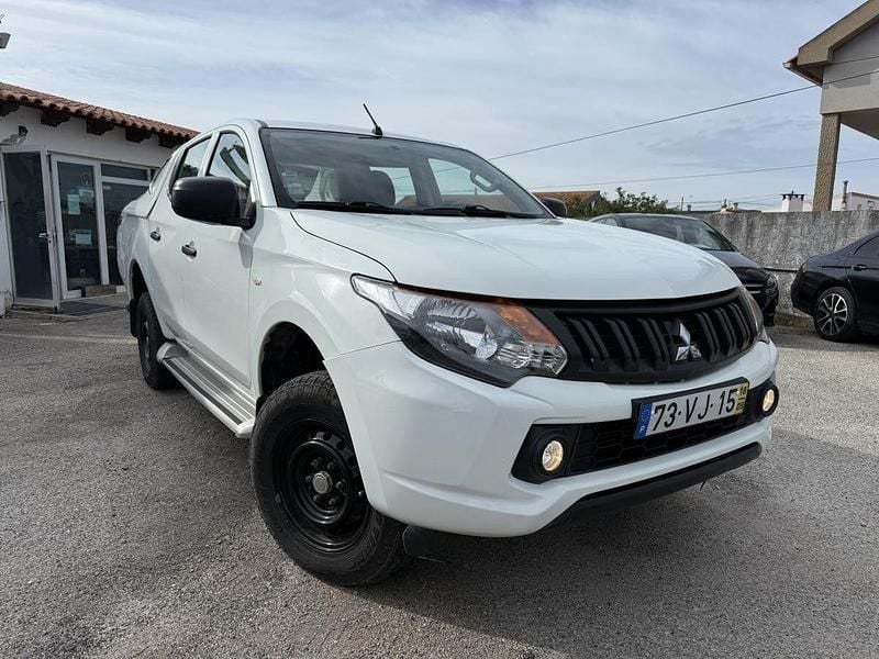 Usado Mitsubishi L200 154 HP (113 kW) 2018 Branco Pickup