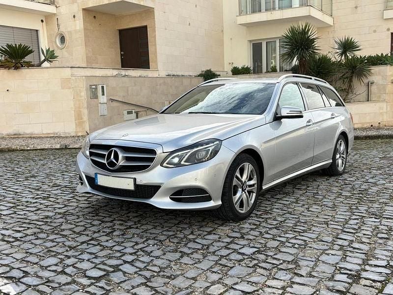 Usado 2015 Mercedes E220 AMG | € 12.900 - Imagem 1/4